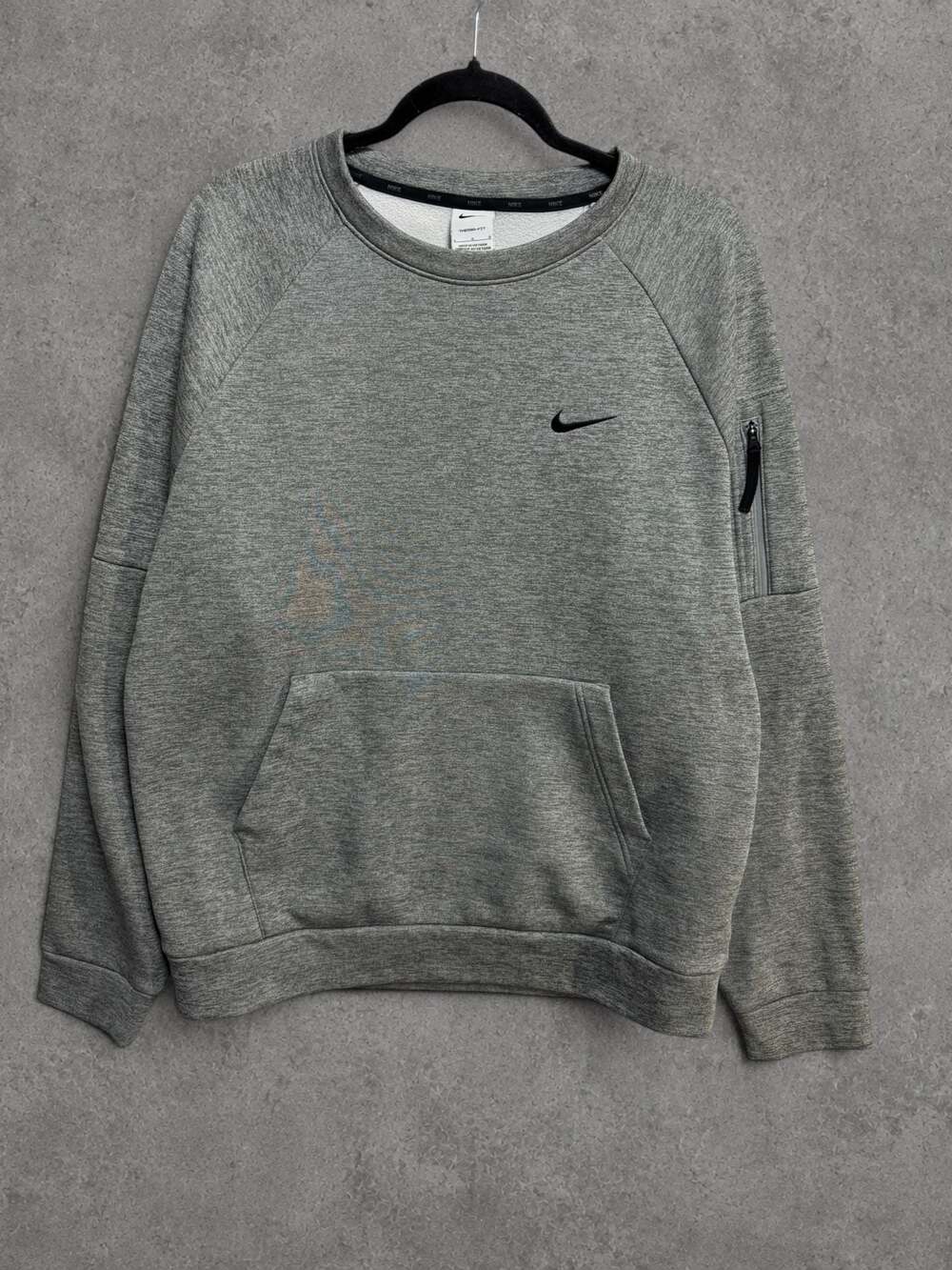 Nike Men's Therma-FIT Crewneck Pullover Sweatshirt Gray